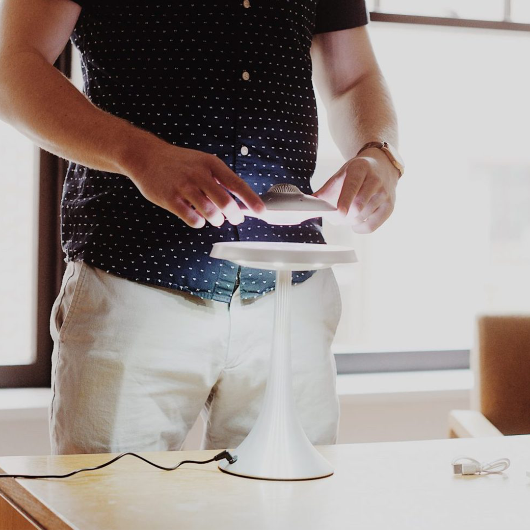 Levitating UFO Speaker